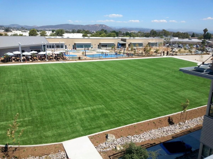 Green Lawn Oroville East, California Red Turf, Commercial Landscape